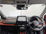 見通しのよいすっきりとした視界で、誰でも運転しやすいです。運転のしやすさは疲れにくさにも繋がりますよ♪