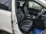 ネッツトヨタ瀬戸内では、新車・中古車販売はもちろん、メンテナンスやアフターサービスまで幅広く対応しております。クルマの事ならスタッフにお気軽にお尋ねください。