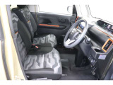 運転席に座った感覚は一番重要ですよね。シートの座り心地や前方の視界、車内空間&hellip;是非ご来店頂き実際に座って触って体感して下さい。