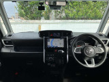見通しのよいすっきりとした視界で、誰でも運転しやすいです。運転のしやすさは疲れにくさにも繋がりますよ♪