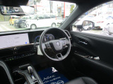 中古車を購入する場合、「車両本体価格」に加えて、税金や手数料などの「諸費用」を支払う必要があります。「法定費用:自動車税や自賠責保険等の国や自治体に払うことが法律上義務付けられている費用」「販売店手数