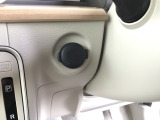 アクセサリーソケットが付いています。