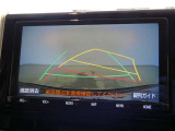 駐車も安心のバックモニターです。