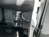 当店では、ご納車後、無料1ヶ月点検も全車についております!新しいお車にお乗りいただき、慣れない部分や気づいた点など、当社プロ整備士が責任を持って整備いたします!