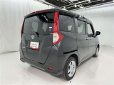 広々とした車内空間に優れた燃費性能。更にデザインも上質で人気のお車です!