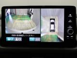 【マルチビューカメラシステム】車両の前後,左右4つのカメラで映した周囲の映像をナビゲーション画面に表示します♪停めにくい駐車場や狭い道路でもドライバーの死角を減らすことで運転をサポート!