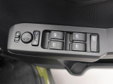 当社は購入後のアフターケアを大切にしております。納車後、1ヶ月無料点検、半年ごとにあんしん点検、12ヶ月法定点検の誘致をします。また車検までの点検をセットにした『ワンダフルパスポート』を販売中です。