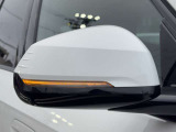 また、BMW正規認定中古車は、エマージェンシーサービスが自動付帯。24時間365日、皆様のカーライフをサポート致します。確かな安心のうえで、「駆けぬける歓び」をご堪能ください。