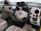 運転席廻りです。