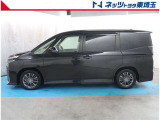 要側【電動スライドドア】ワイヤレス連動式なので遠隔操作ができ大きい荷物もっていても楽々開閉ができます♪とっても便利な機能です