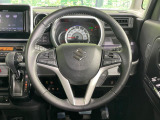 【純正革巻きステアリング】上質な革を使用することで、手にしっかり馴染みとても運転しやすいハンドルです♪