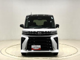 細部にメッキパーツの煌き。大人の感性に響く洗練さを身にまとったタントカスタムが入荷致しました。