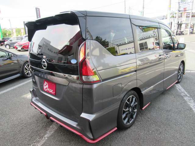 日産 セレナ 2.0 NISMO の中古車詳細 (65,000km, ダークメタルグレーM 