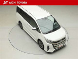 両側パワースライドドア付きだから、狭い駐車スペースなどでの乗り降りラクラク♪小さなお子さまのいるご家庭には嬉しい装備です。