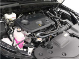 A25A-FXS型 2.5L 直4 DOHCエンジンと5NM型 交流同期電動機ハイブリッドシステム搭載、駆動形式はFFです。