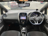 左右に視界が広く、隅々まで見渡すことができるので、とても運転がしやすいです!