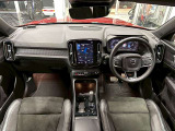 XC40 T4 AWD Rデザイン 4WD 