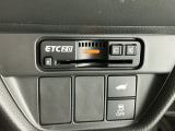 ETC2.0装備車です。高速道路の渋滞情報や静止画像提供などをナビとリンクして画面でお知らせします。また、高速道路の一時退出対象インターでは料金据え置きで一時退出もできます