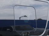 小窓付きで車中泊時の換気も♪