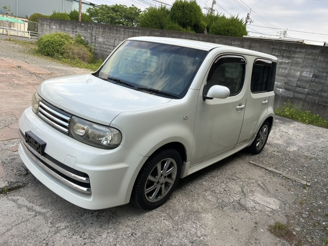 キューブ 1.5 ライダー ブラックライン 4WD