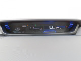 シンプルで視認性の良いメーター類です 。