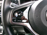 音量など、ナビ関係を操作するボタンです。運転しながらでも簡単に操作できますね。