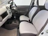 【車内ルームクリーニング済】専門スタッフにより車内はきれいにルームクリーニングを行っております。