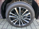 当社では「目からウロコ車検」を行なっております。ディーラー車検は高いと思われがちですが、走行距離に応じた料金体系をご用意。プロだから出来るスピードとクオリティで安心の車検を実施いたします。