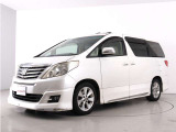 プライバシーガラス装着車両ですので、ご安心くださいませ!