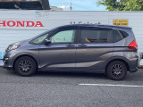 運転しやすくてちょうど良い大きさの6人乗りミニバンです。