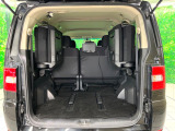 普段のお買い物や通勤、送迎等に十分な荷室スペースを確保しております。セカンドシートを倒すと、大きな荷物の積載も可能です♪