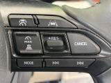 【レーダークルーズコントロール】高速道路での長距離走行が楽に!!自動で速度を保つクルーズコントロールが、衝突軽減システムと連携し、前方の車両を感知して車間を保つように速度調節してくれます!!