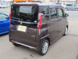 中古車でも気持ち良くお乗り頂けるように、仕上げ専門スタッフが外装ポリッシャー磨きと内装クリーニングを行いピカピカの状態でご納車いたします!
