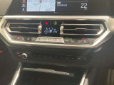 認定中古車 黒レザーシート コンフォートアクセス 全方位カメラ PDC idrive シートヒーター パワーシート Apple Carplay Bluetooth ACC パドルシフト パークアシスト 後退アシスト シートメモリー Bカメラ