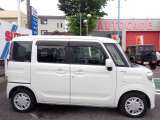 国の指定を受けた自社工場で、整備士が車検と点検整備を行っております。