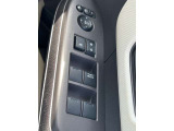 運転席窓操作部スイッチの画像です。