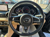 手になじむフィット感で運転も快適