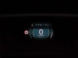 ヘッドアップディスプレイは視認性が非常に良く、運転時の視線を逸らさず様々な情報の確認が行えます。