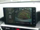 バックモニター(黄色いガイドラインのお陰で、駐車がしやすいです。真上から見下ろしたアングル付きです)