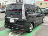 セレナ 2.0 ハイウェイスター S-HYBRID 