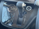 【 シフト 】スムーズなシフトチェンジで快適にお車を操縦していただけます!//