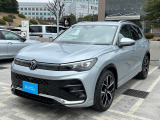 フォルクスワーゲンのフラッグシップSUVモデルです。装備も乗り心地も良く、充実したモデルです。