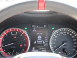 NISMO専用ファインビジョンメーター(280km/hスケールメーター、レッドリング、NISMOロゴ入り)