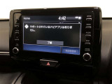 【8インチディスプレイオーディオ】各種オーディオ機能とスマホ連携機能を搭載しています。ナビキットは装着されていません。機能の詳細につきましては、展示店舗までお尋ねください。