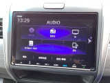 ナビ機能だけでなく、ミュージックサーバー、Bluetooth、フルセグテレビ、DVDとCD再生など、オーディオ機能がついています。