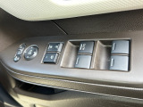 運転席窓操作部スイッチの画像です。