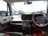 私達はお客様が購入後、万が一事故にあい修理や新たな車が必要となった場合、最大限お力になれるよう行動します。レッカーや修理、車探しは当然の事、代車やレンタカーの用意等お客様の立場に立ちお手伝い致します