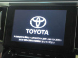 ディスプレイオーディオを装備。スマホとクルマをつなぐことで、これまでのナビに加えて、いろんなサービスが楽しめます。