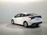 トヨタ高品質中古車洗浄「まるまるクリン」 外装はもちろん、内装はシートを外して見えないところまで徹底洗浄!お客様に責任を持って安心と美しさをお届けします!
