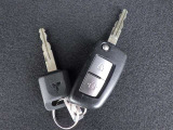 当店は全車『ロングラン保証』付!(1年間、距離無制限 HV車はHV保証付) 別途延長保証もご用意しております♪ ぜひ現車を確認にご来店ください